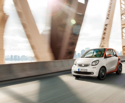 2015-Smart-ForTwo-ForFour-52