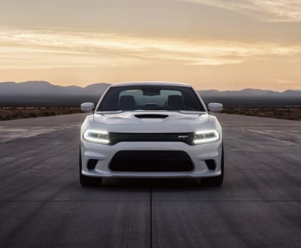 2015-Dodge-Charger-Hellcat-SRT-32