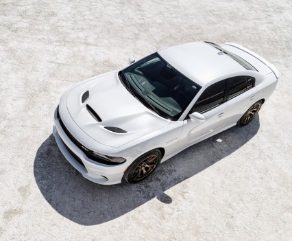 2015-Dodge-Charger-Hellcat-SRT-51