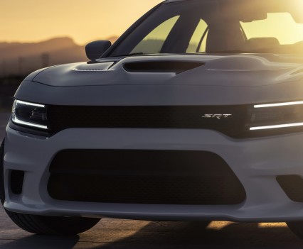 2015-Dodge-Charger-Hellcat-SRT-98