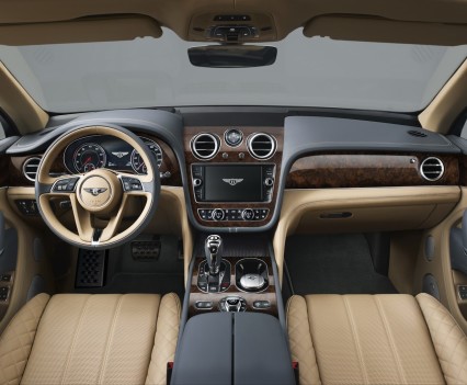 Bentley-Bentayga-SUV-2016-4