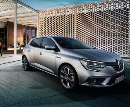 Nuova-Renault-Megane-2016-22