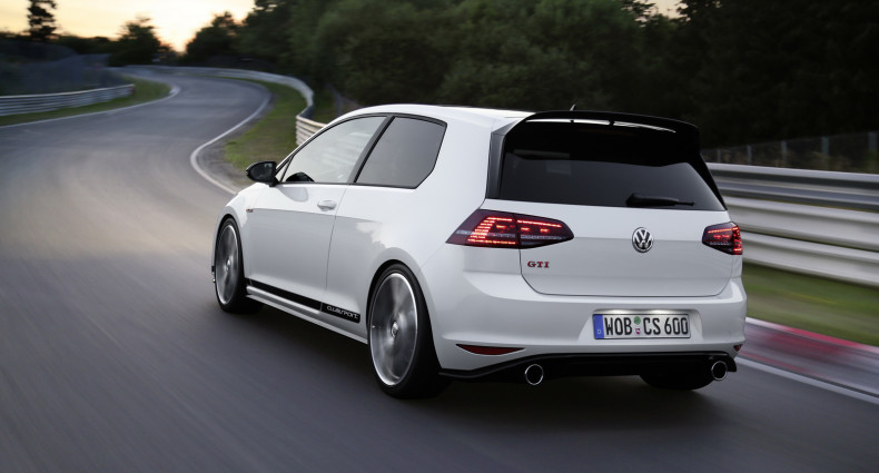 Volkswagen-golf-gti-performance-2016-4