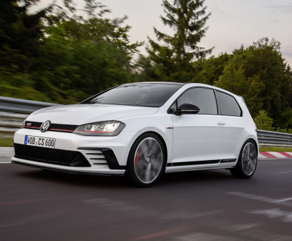 Volkswagen-golf-gti-performance-2016-5