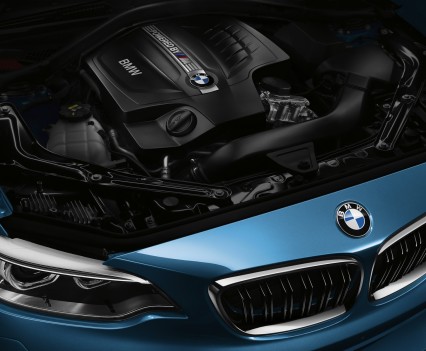 nuova-BMW-M2-2016-9